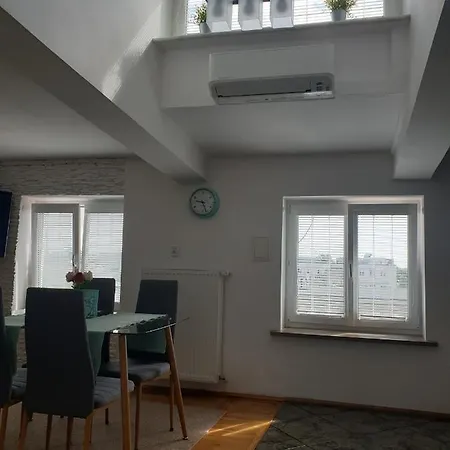 Marszalkowska Rm House *