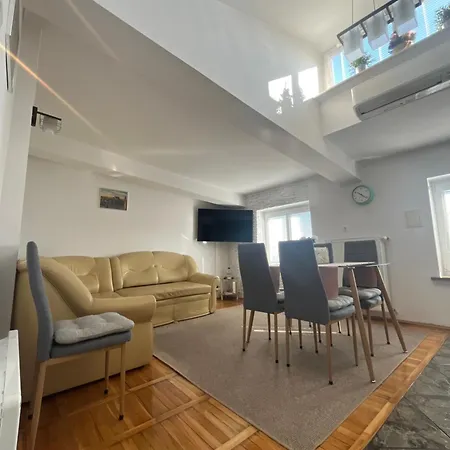 Marszalkowska Rm House