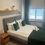 Marszalkowska Rm House דירה *